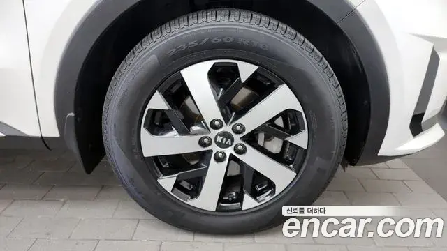 Kia Sorento 2020 — Photo 14/20
