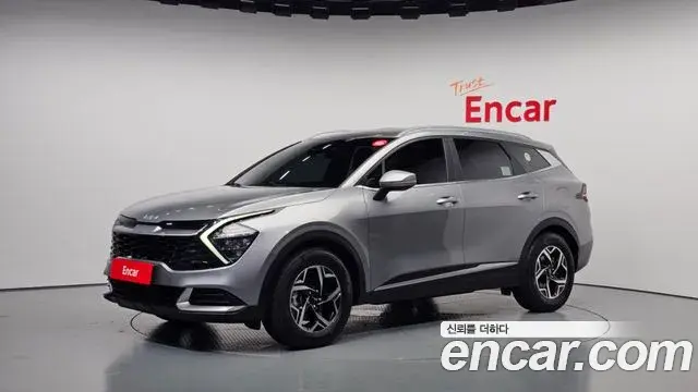 Kia Sportage 2021 — ფოტო 16/20