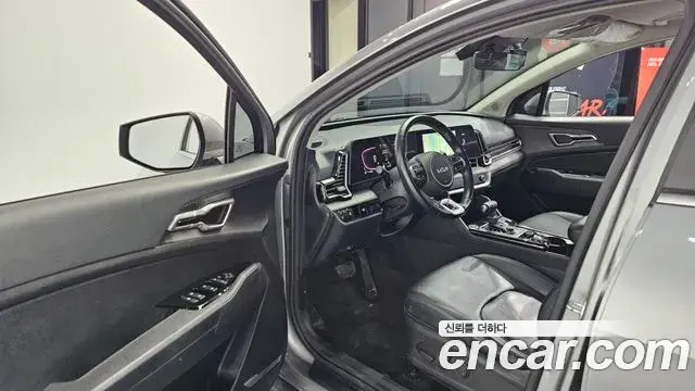 Kia Sportage 2021 — ფოტო 7/20