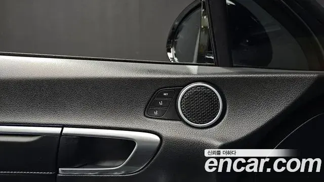 Hyundai Sonata Hybrid 2023 — Photo 16/20
