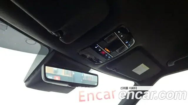 Hyundai Santa Fe 2023 — Şəkil 18/20