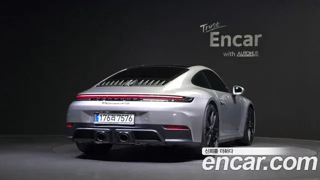 Porsche 911 2025 — Photo 20/21