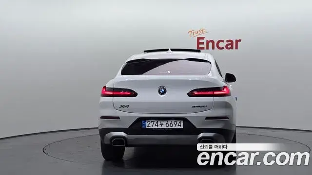 BMW X4 2023 — ფოტო 19/20