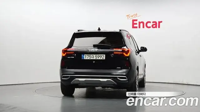 Kia Seltos 2021 — Photo 18/20