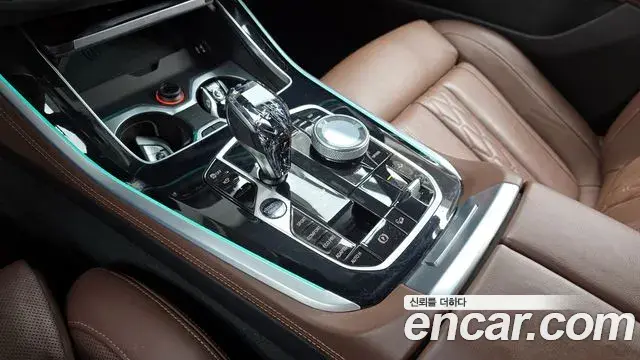 BMW X5 2023 — ფოტო 18/20