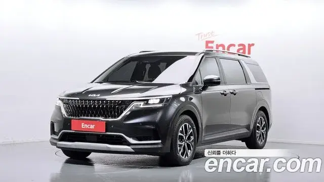 Kia Carnival 2022 — Фото 1/20
