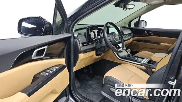 Kia Carnival 2022 — Фото 11/20