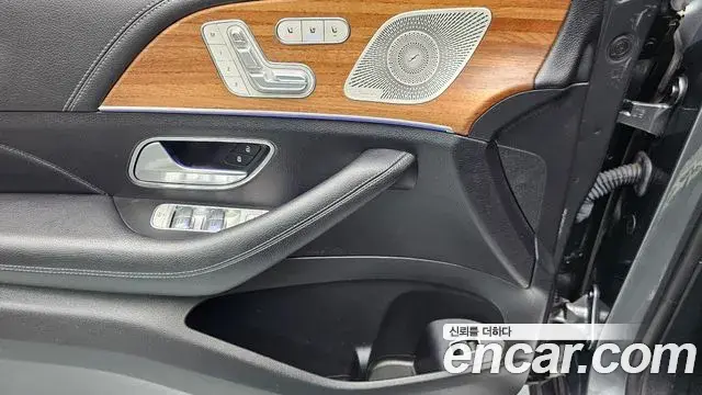 Mercedes-Benz GLE-Class 2021 — Şəkil 13/20