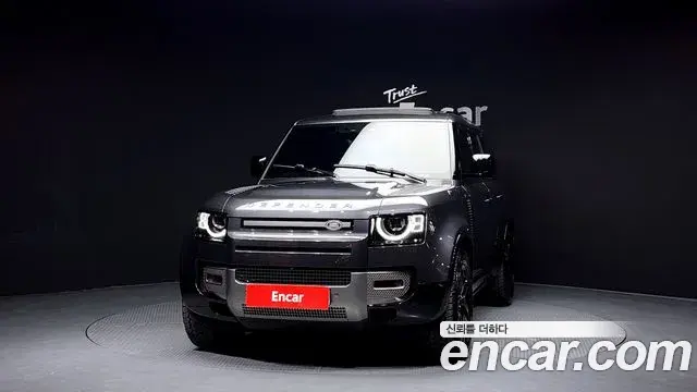 Land Rover Defender 2024 — ფოტო 8/20