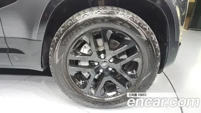 Land Rover Defender 2024 — ფოტო 20/20
