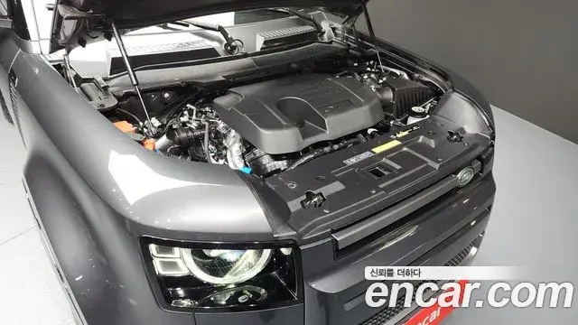 Land Rover Defender 2024 — ფოტო 4/20