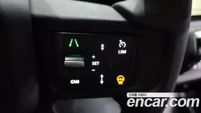 Land Rover Defender 2024 — ფოტო 2/20