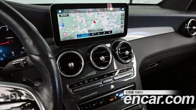 Mercedes-Benz GLC-Class 2022 — ფოტო 4/20
