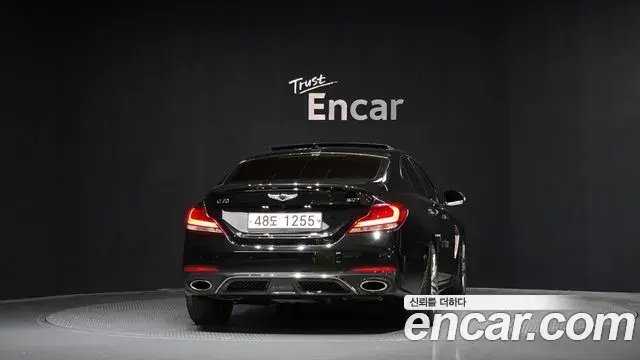 Genesis G70 2018 — ფოტო 17/20