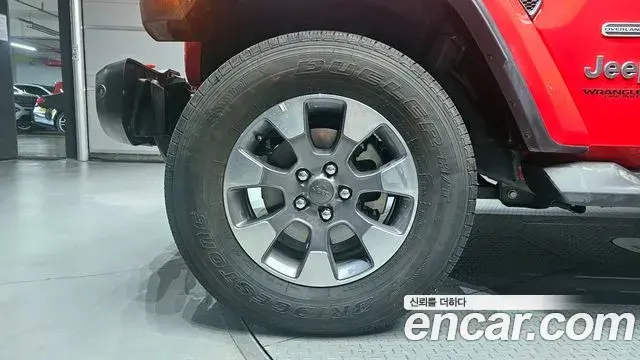 Jeep Wrangler 2021 — Şəkil 8/20