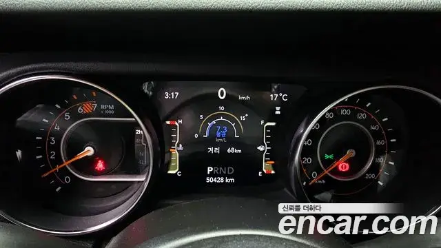 Jeep Wrangler 2021 — Şəkil 13/20