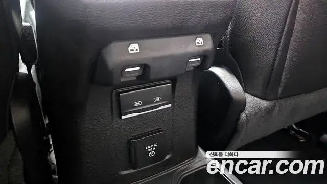 Jeep Wrangler 2021 — Şəkil 10/20