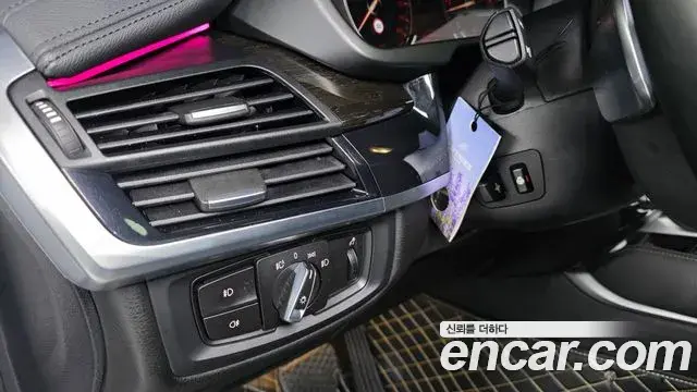BMW X6 2018 — ფოტო 18/20