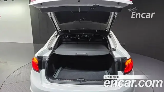 BMW X6 2018 — ფოტო 14/20