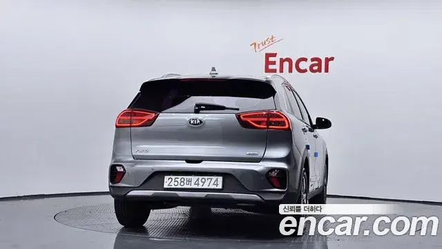 Kia Niro 2019 — Photo 5/20