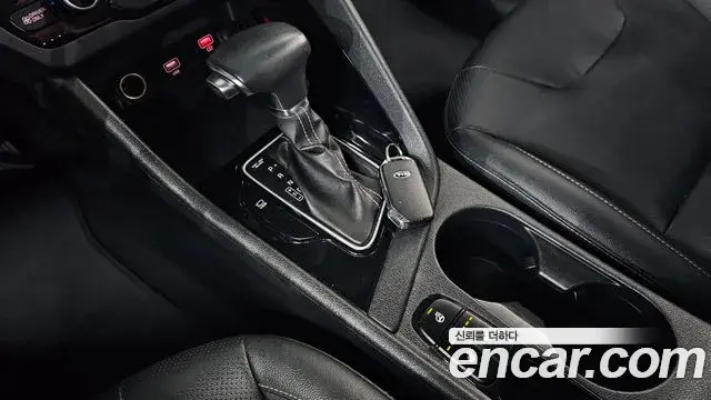 Kia Niro 2019 — Photo 11/20