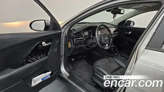 Kia Niro 2019 — Photo 3/20