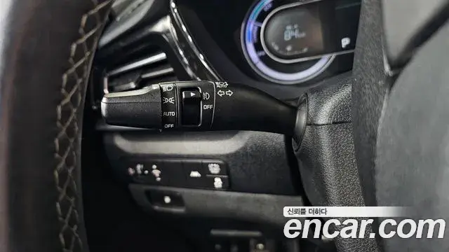 Kia Niro 2019 — Photo 14/20
