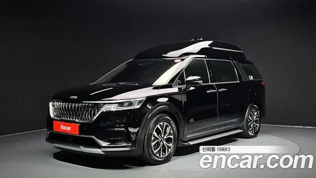 Kia Carnival 2021 — ფოტო 10/20