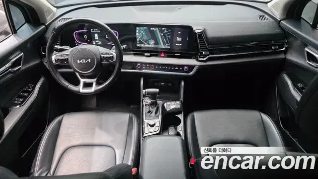 Kia Sportage 2021 — ფოტო 17/20