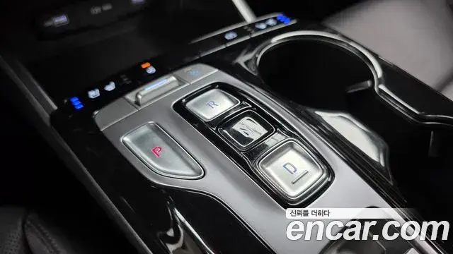 Hyundai Tucson Hybrid 2021 — ფოტო 14/20