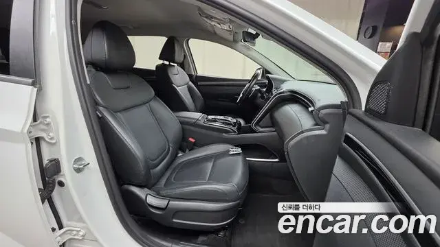 Hyundai Tucson Hybrid 2021 — ფოტო 2/20