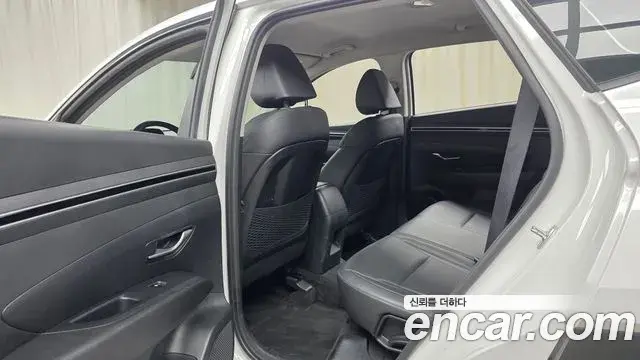 Hyundai Tucson Hybrid 2021 — ფოტო 3/20