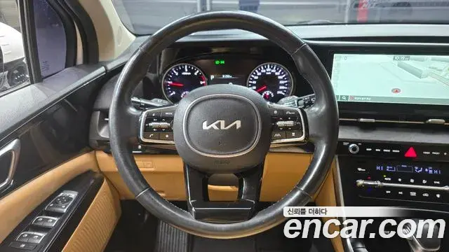 Kia Carnival 2021 — Фото 14/20