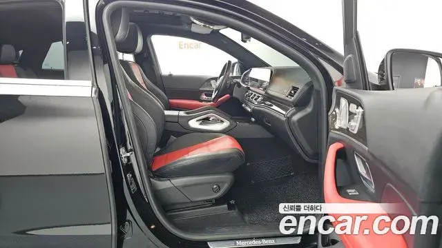 Mercedes-Benz GLE-Class 2021 — ფოტო 15/20