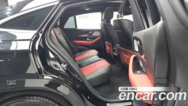 Mercedes-Benz GLE-Class 2021 — ფოტო 1/20