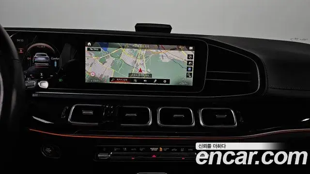 Mercedes-Benz GLE-Class 2021 — ფოტო 3/20