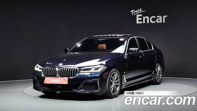 BMW 5 Series 2021 — ფოტო 7/20