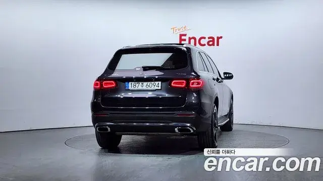 Mercedes-Benz GLC-Class 2022 — ფოტო 7/20