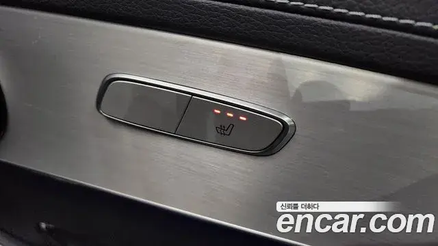 Mercedes-Benz GLC-Class 2022 — ფოტო 1/20