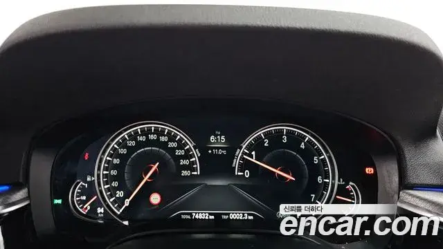 BMW 5 Series 2018 — Şəkil 16/20