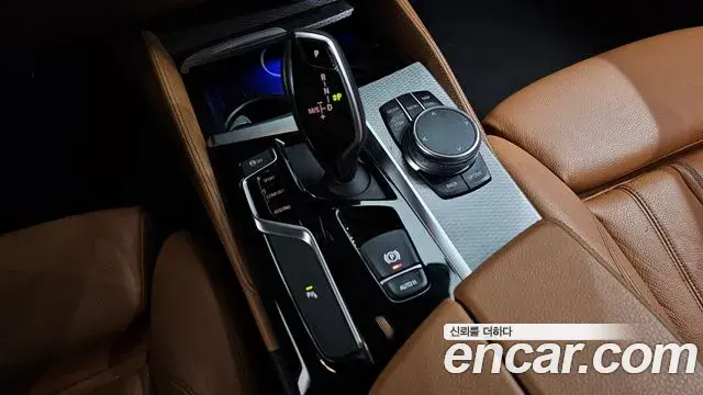 BMW 5 Series 2018 — Şəkil 6/20
