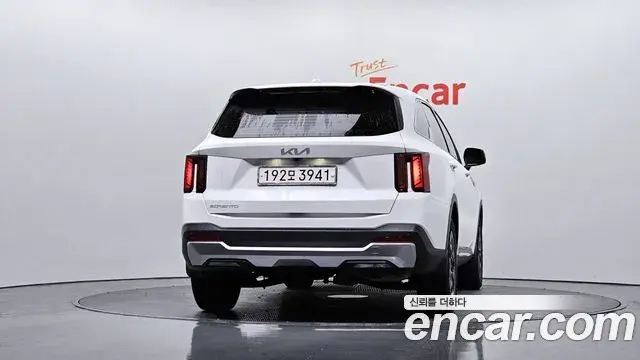 Kia Sorento 2024 — ფოტო 2/20