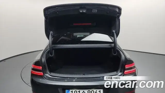 Genesis G80 2021 — Şəkil 16/20