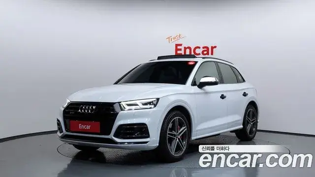 Audi SQ5 2020 — Photo 10/20