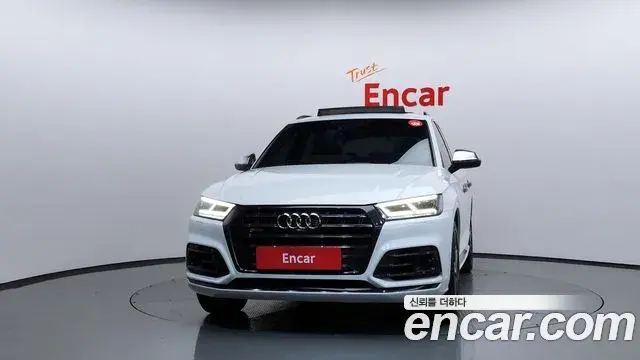 Audi SQ5 2020 — Photo 11/20