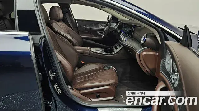 Mercedes-Benz CLS-Class 2020 — Фото 11/20