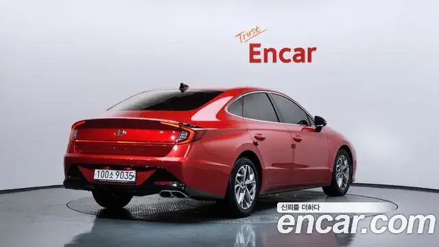 Hyundai Sonata Hybrid 2019 — Şəkil 16/20