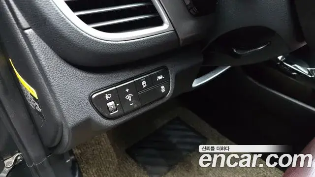 Kia Seltos 2019 — Şəkil 12/20