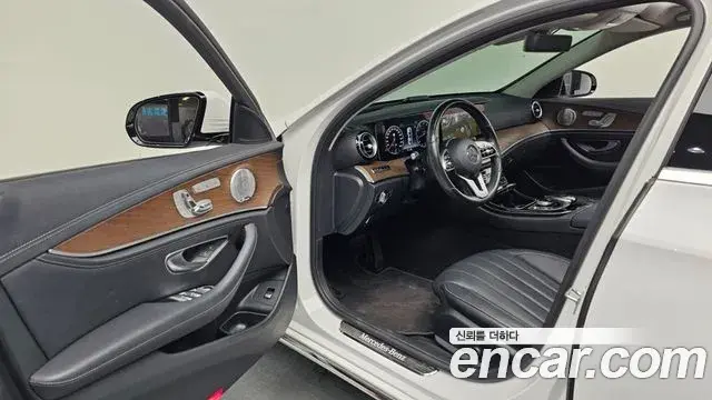 Mercedes-Benz E-Class 2020 — Şəkil 5/20
