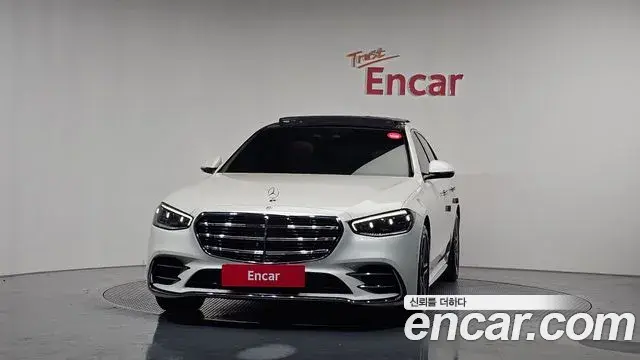 Mercedes-Benz S-Class 2022 — ფოტო 8/20